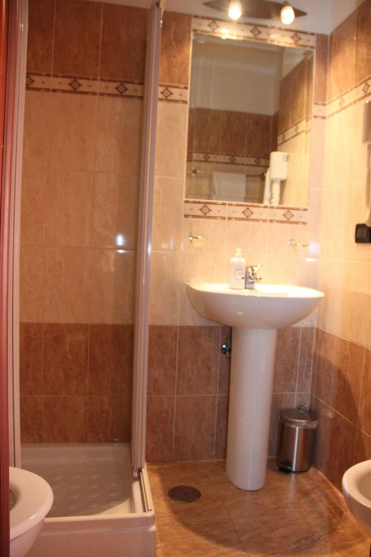 B&B Inn Trastevere Рим Экстерьер фото
